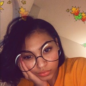 Meet your Posher, Jada